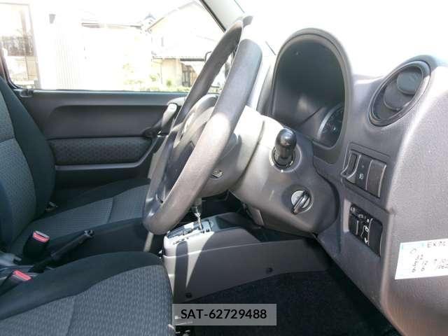 Suzuki JIMNY 2005-02 7962206-23