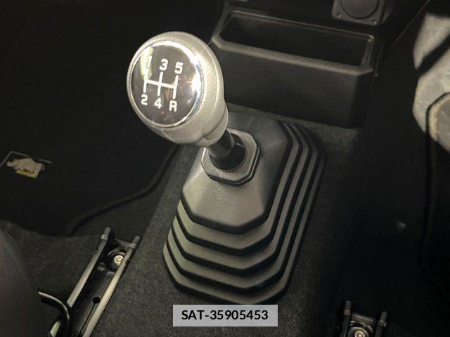 Suzuki JIMNY 2025-04 7962190-4