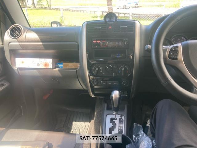Suzuki JIMNY 2018-01 7962207-23