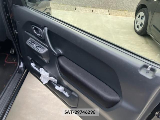 Suzuki JIMNY 2012-12 7962204-9