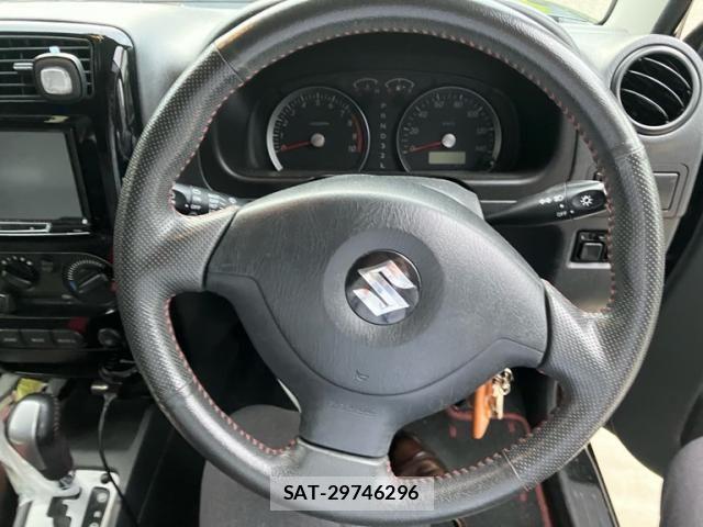 Suzuki JIMNY 2012-12 7962204-12