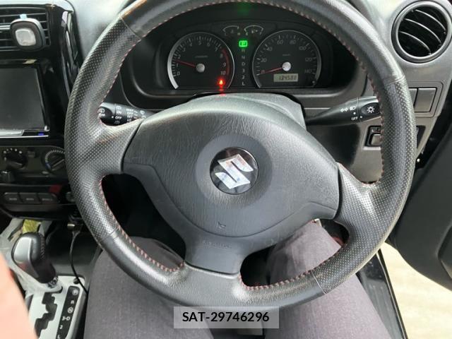 Suzuki JIMNY 2012-12 7962204-13