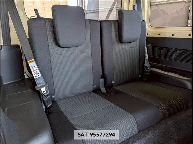 Suzuki JIMNY 2024-11 7962160-5