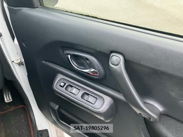 Suzuki JIMNY 2014-01 7962205-10