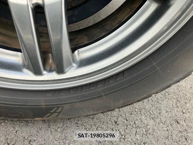 Suzuki JIMNY 2014-01 7962205-6