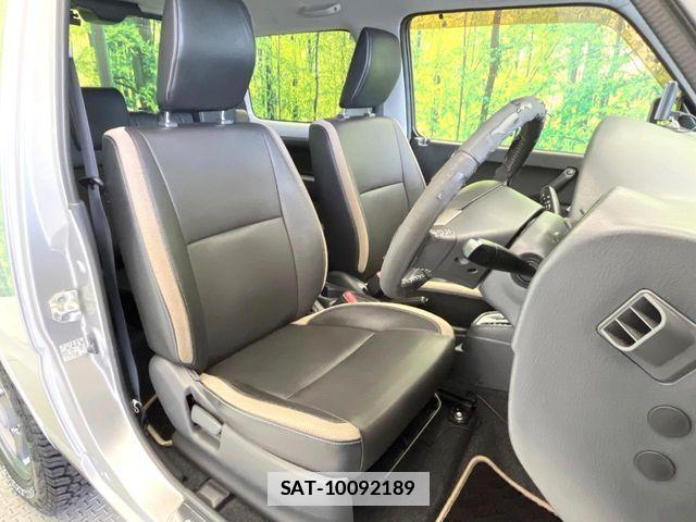 Suzuki JIMNY 2015-11 7979601-7