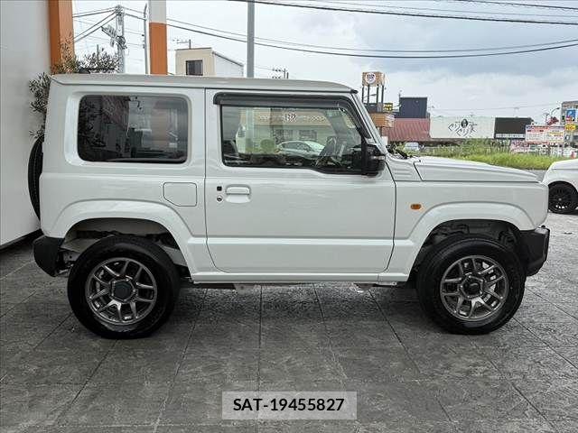 Suzuki JIMNY 2023-12 7979597-10