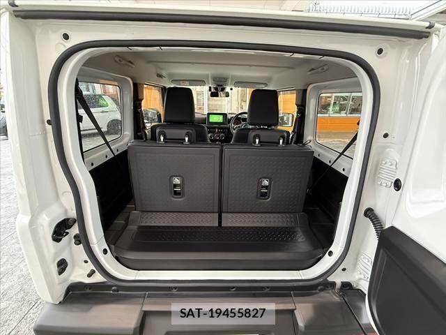 Suzuki JIMNY 2023-12 7979597-19
