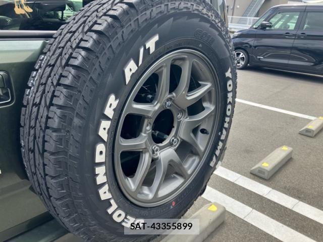 Suzuki JIMNY 2017-03 7979603-9