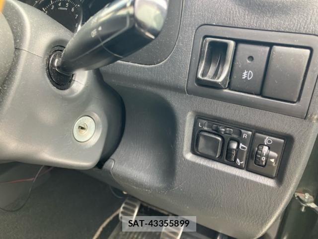 Suzuki JIMNY 2017-03 7979603-21