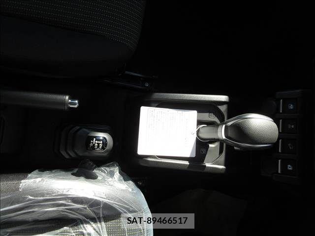 Suzuki JIMNY 2025-12 7979593-9