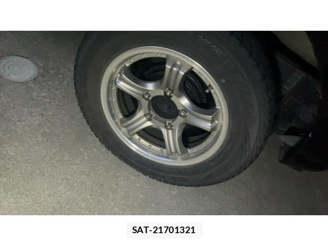 Suzuki JIMNY 2009-05 7979608-5