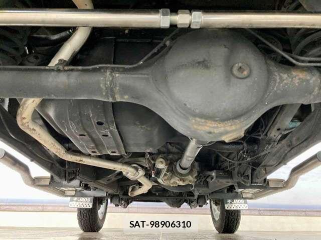 Suzuki JIMNY 2009-06 7979607-8