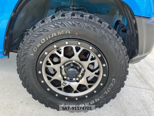 Suzuki JIMNY 2019-06 7979602-3