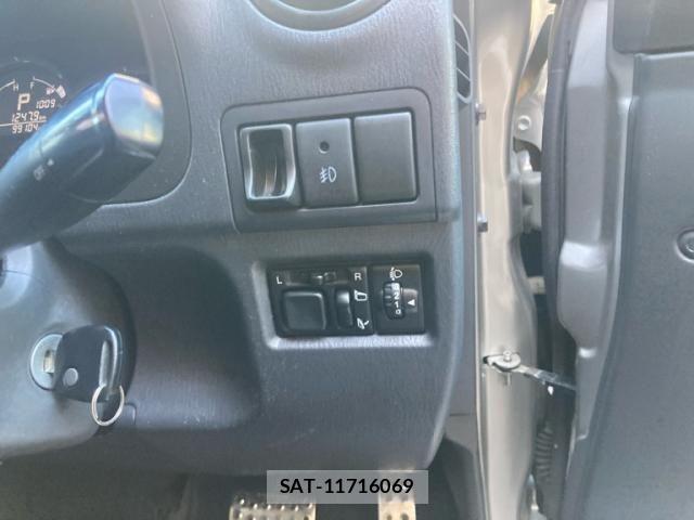 Suzuki JIMNY 2015-01 7979606-9