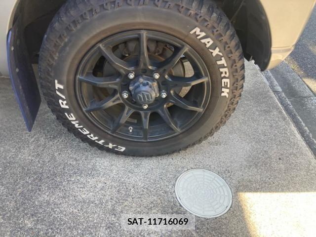 Suzuki JIMNY 2015-01 7979606-5