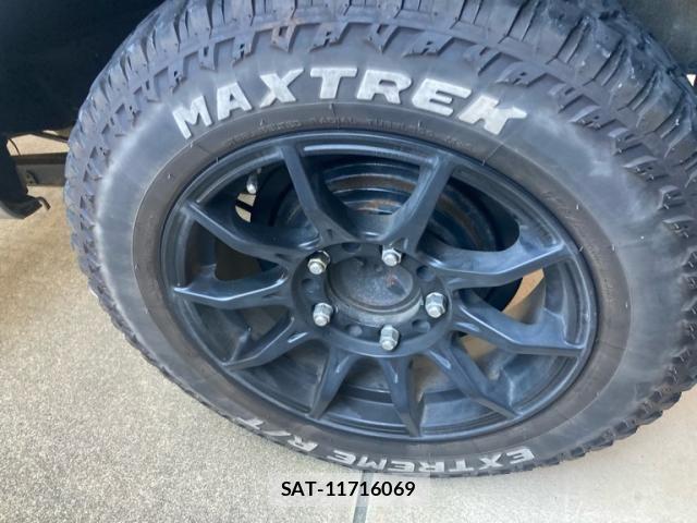 Suzuki JIMNY 2015-01 7979606-7