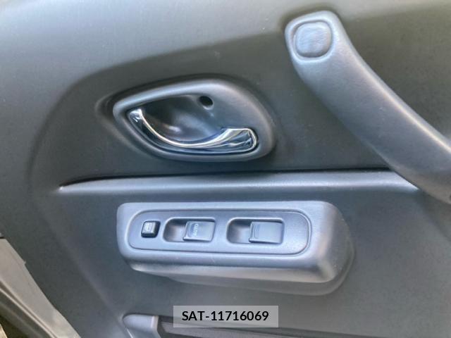 Suzuki JIMNY 2015-01 7979606-8