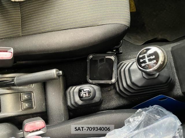 Suzuki JIMNY 2018-07 8036165-16