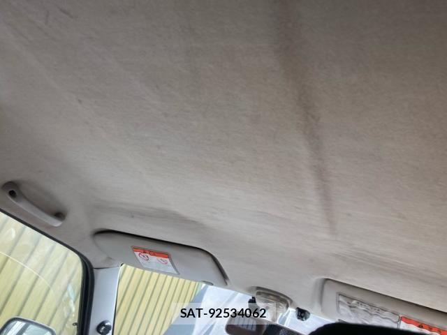 Suzuki JIMNY 1999-01 8036177-21