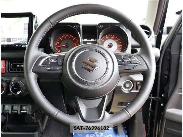 Suzuki JIMNY 2025-09 8036132-15