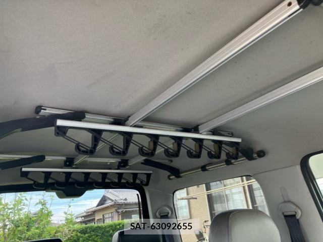 Suzuki JIMNY 2009-10 8036173-14