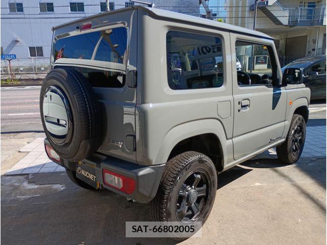 Suzuki JIMNY 2023-10 8036152-1