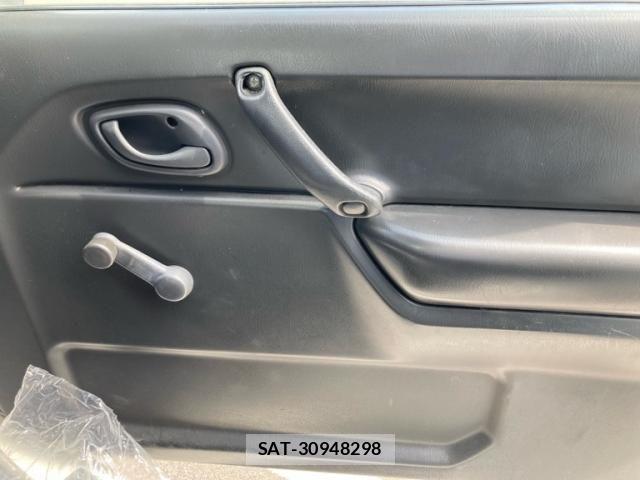Suzuki JIMNY 2011-02 8036174-18