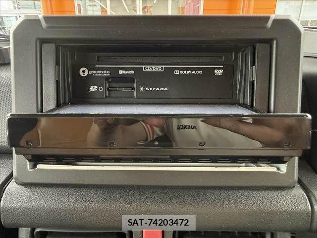 Suzuki JIMNY 2019-04 8036155-25