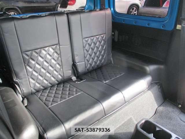 Suzuki JIMNY 2019-01 8036130-11