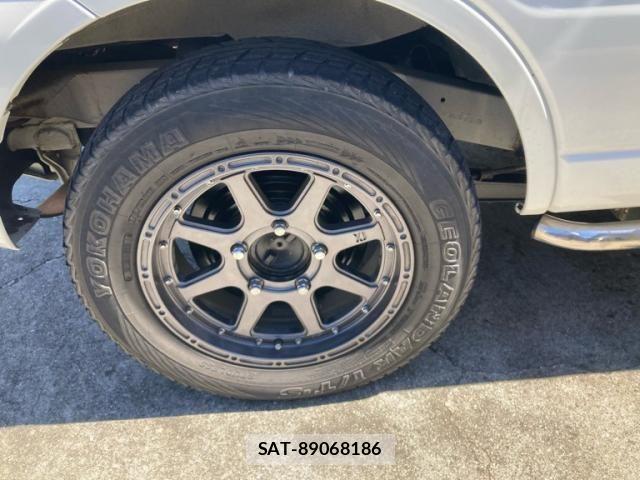 Suzuki JIMNY 2009-04 8036171-6