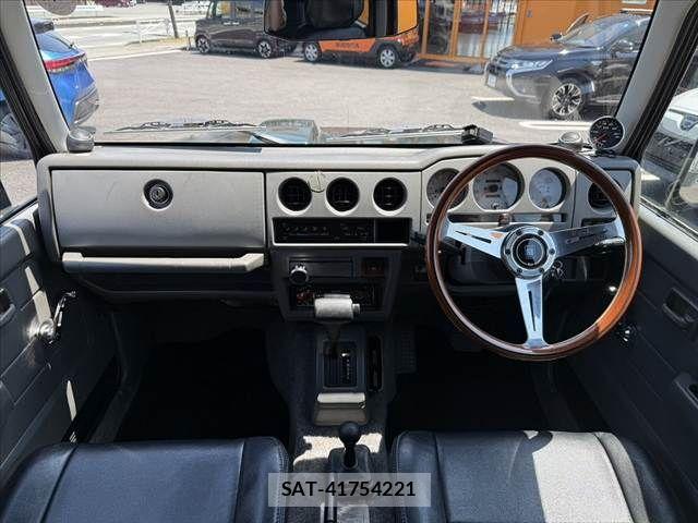 Suzuki JIMNY 1997-01 8036170-1