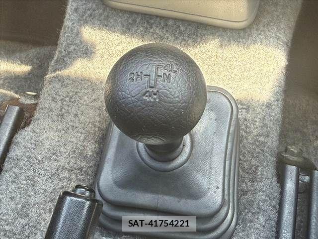 Suzuki JIMNY 1997-01 8036170-29