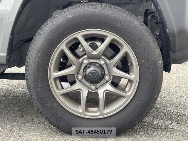 Suzuki JIMNY 2024-10 8036145-26