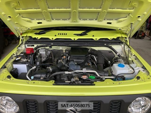 Suzuki JIMNY 2019-04 8036161-11