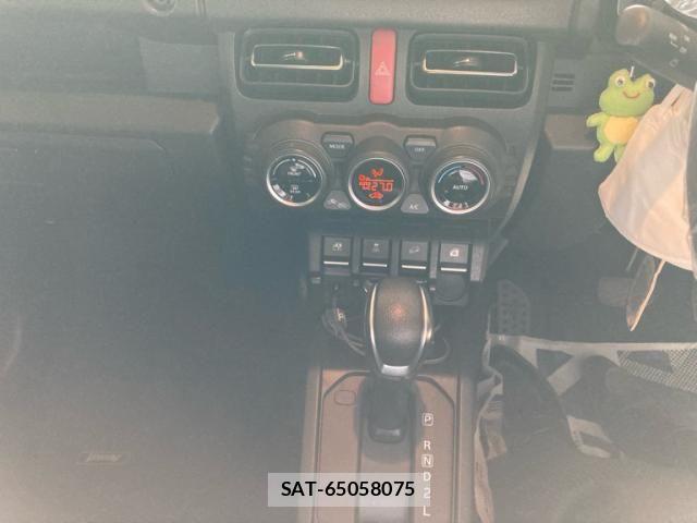 Suzuki JIMNY 2019-04 8036161-23