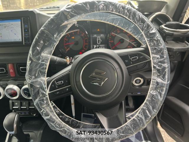 Suzuki JIMNY 2021-06 8036156-15