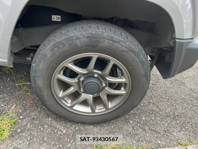 Suzuki JIMNY 2021-06 8036156-4