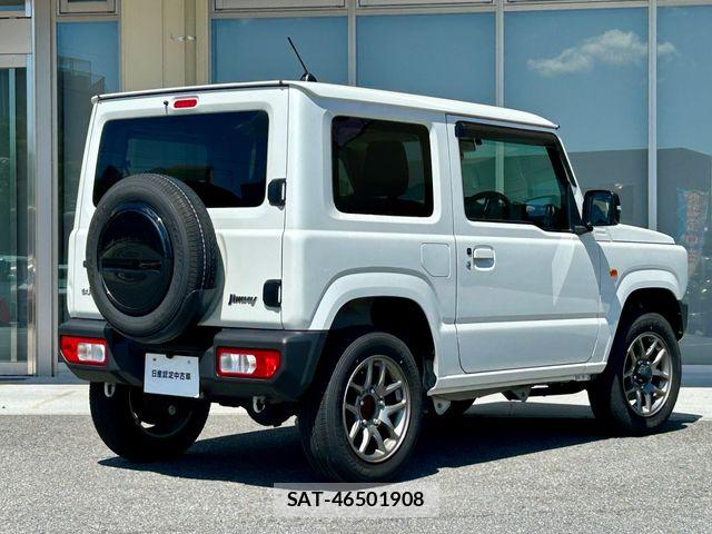 Suzuki JIMNY 2023-07 8036148-1