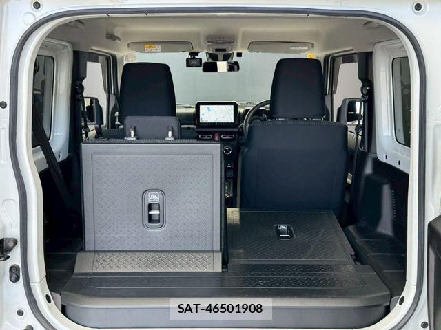 Suzuki JIMNY 2023-07 8036148-24