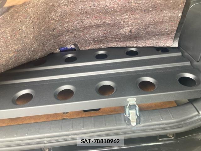 Suzuki JIMNY 2013-08 8036168-26