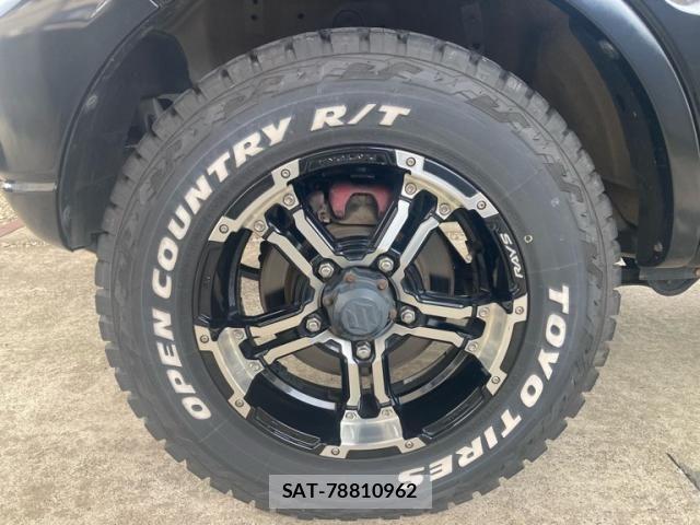 Suzuki JIMNY 2013-08 8036168-6