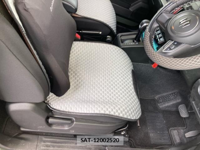 Suzuki JIMNY 2022-12 8074153-14