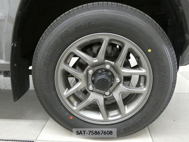 Suzuki JIMNY 2025-04 8074150-2