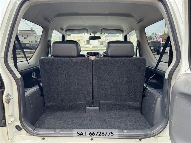 Suzuki JIMNY 2010-06 8074166-17