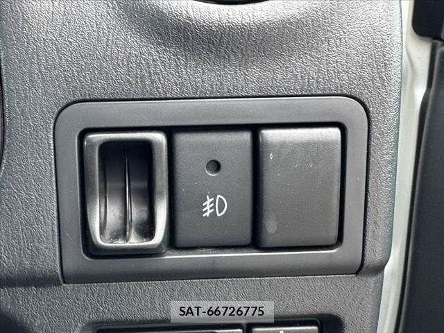 Suzuki JIMNY 2010-06 8074166-22