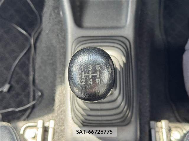 Suzuki JIMNY 2010-06 8074166-4