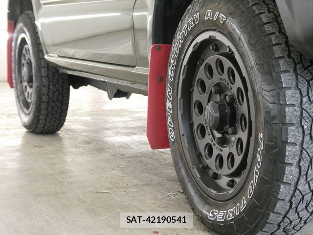 Suzuki JIMNY 2023-09 8074156-5