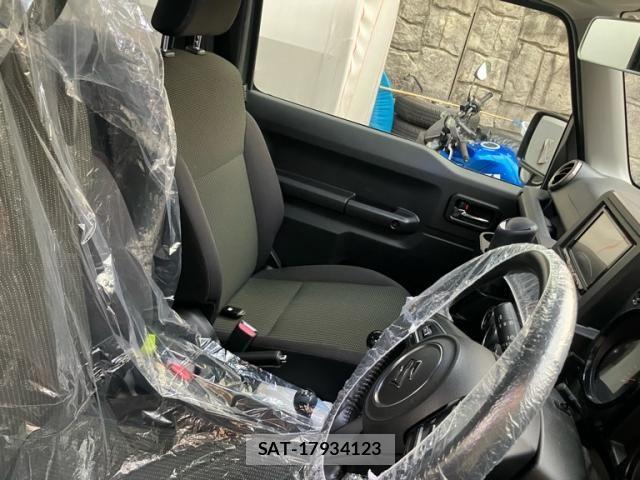 Suzuki JIMNY 2019-11 8074159-11