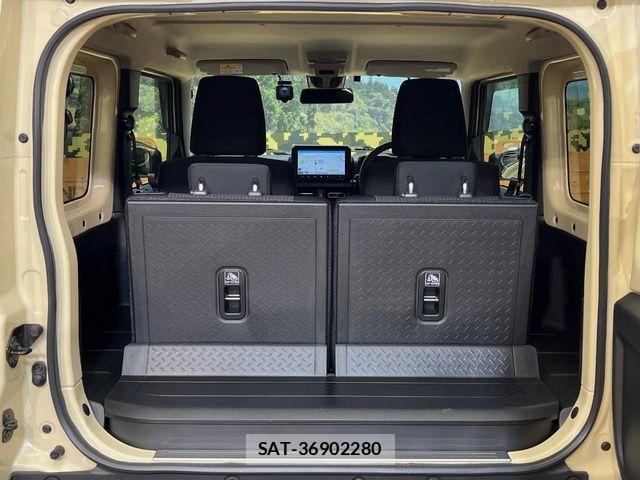 Suzuki JIMNY 2024-06 8074149-10